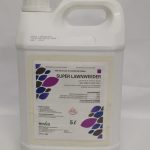 SuperLawn weeder 5l for weed control in lawn